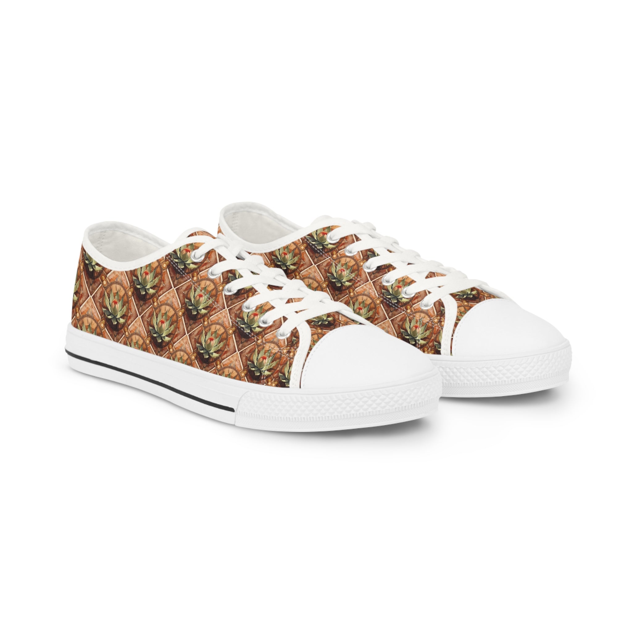 Artistic Low Top Sneakers for Men - Unique Design for Casual Style